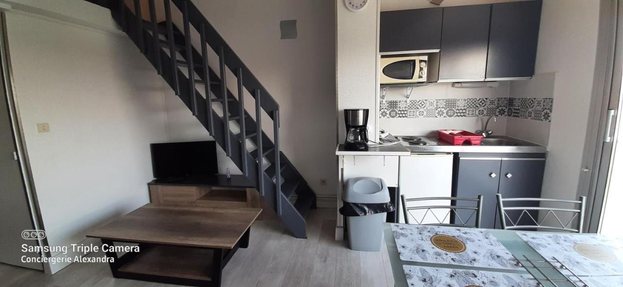 Vue Magique Sur La Marina - Appart En Duplex, Les Pieds Dans L'Eau Сен-Сіпріян Екстер'єр фото